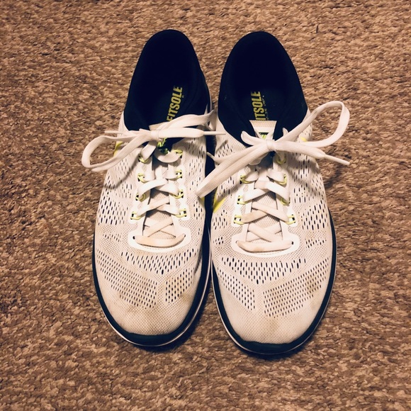 Nike 2016 Men’s Flex RN Performance Trainer - Picture 2 of 9